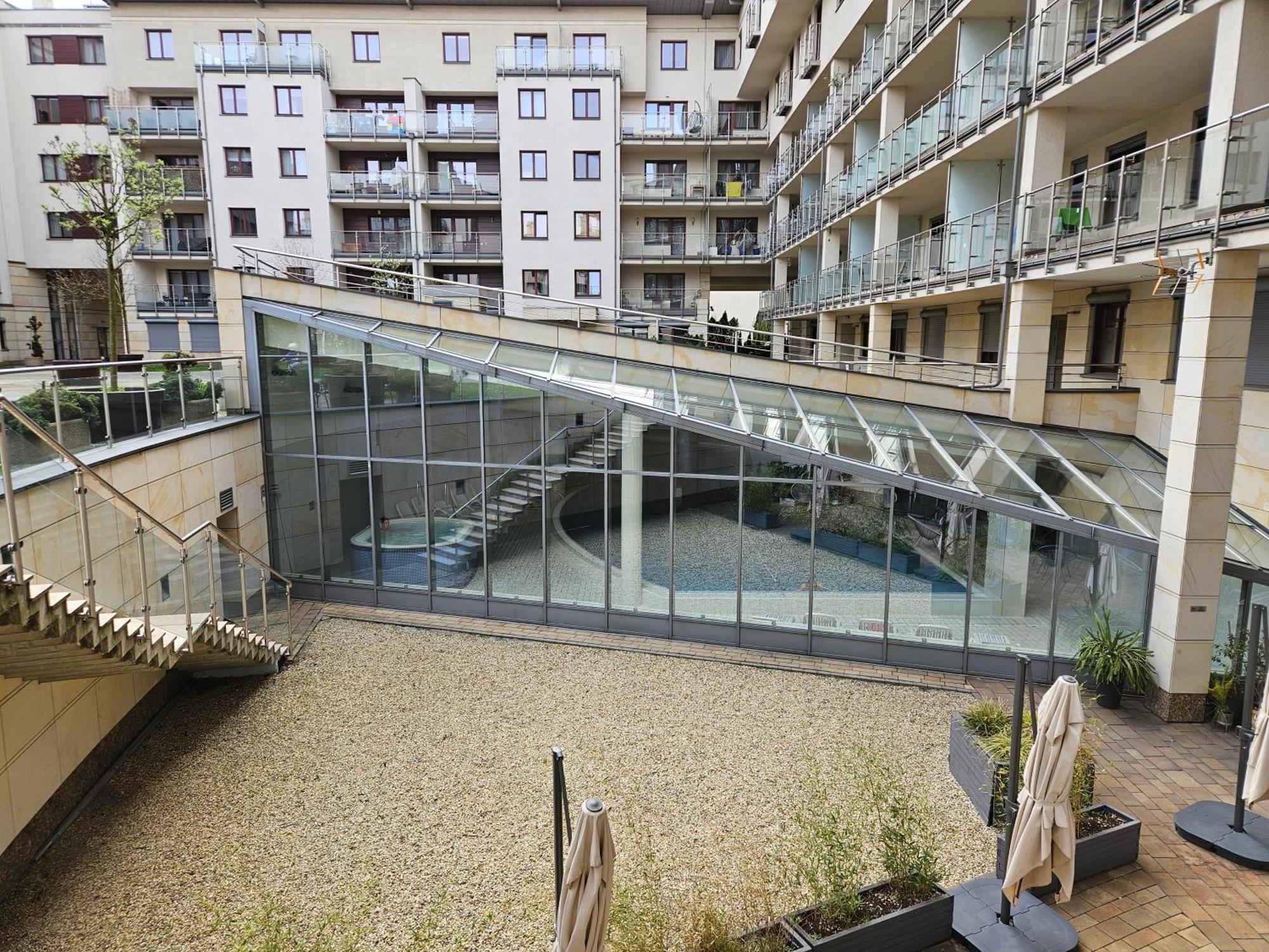 Bulwary Wislane Krakow Apartament Ludwinowska Przy Forum By Noclegi Renters Esterno foto